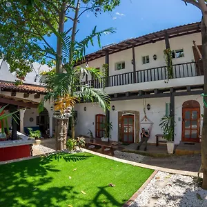 Island Life Hostal